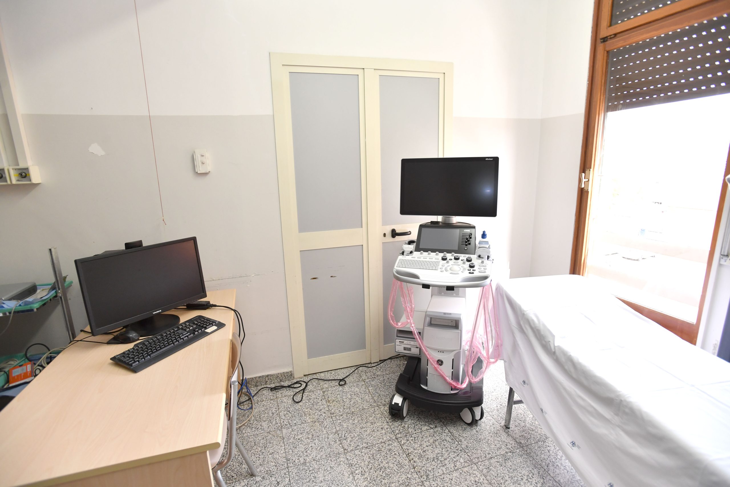 Ecotomografo Medicina