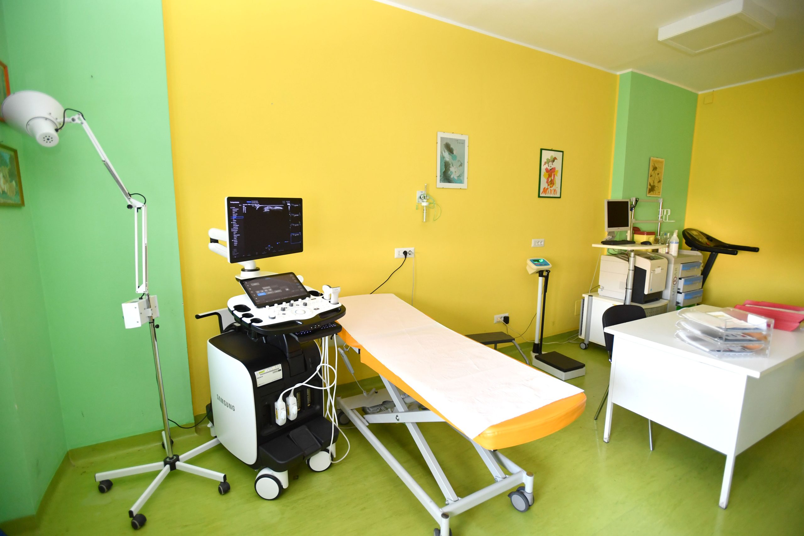 Ecotomografo Pediatria